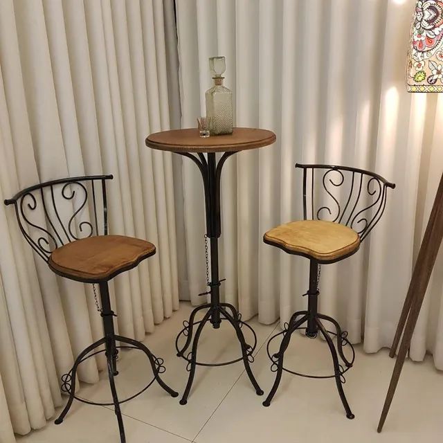Jogo Bistrô Ajustável Com 2 Banquetas  - Foto 3