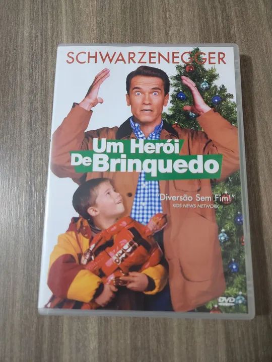 DVD Um Herói de Brinquedo - Arnold Schwarzenegger
