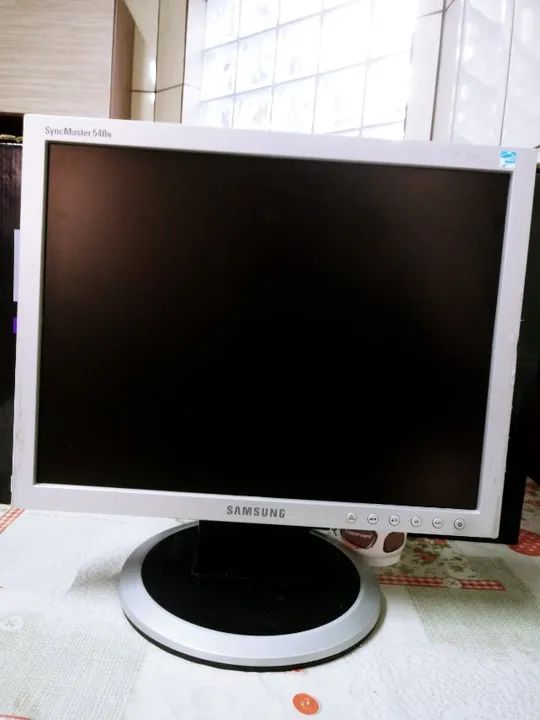 Monitor 15" Samsung SyncMaster 540n - 75hz