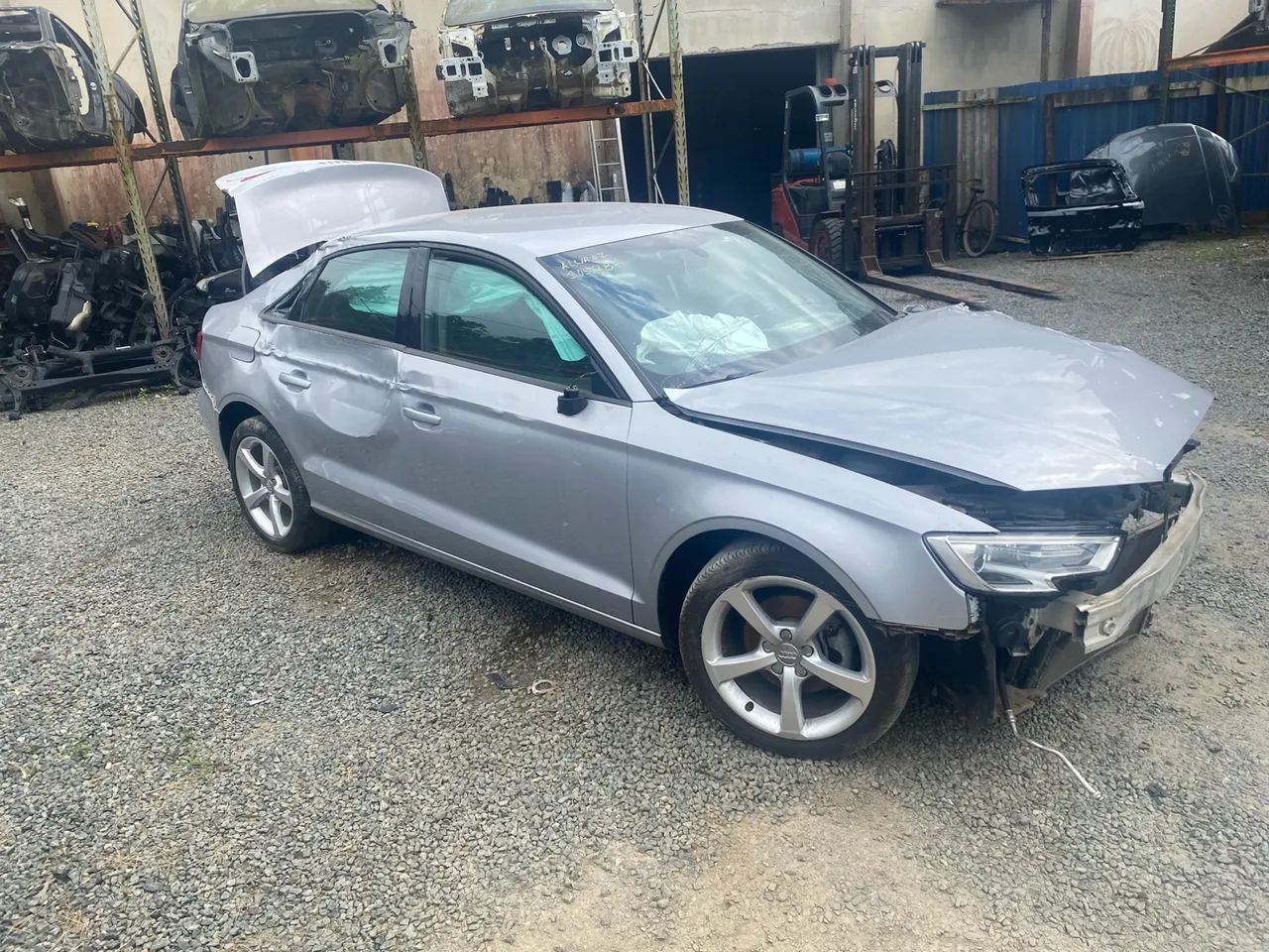 Audi A3 sedan 2015 motor 1.4 câmbio automático para vender em peças - Foto 3