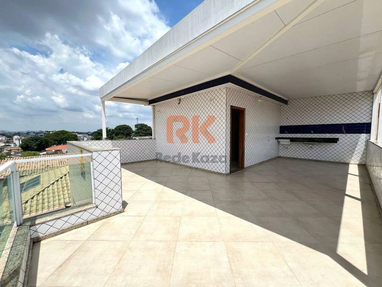 Cobertura à venda, 3 quartos, 1 suíte, 1 vaga, Santa Mônica - Belo Horizonte/MG