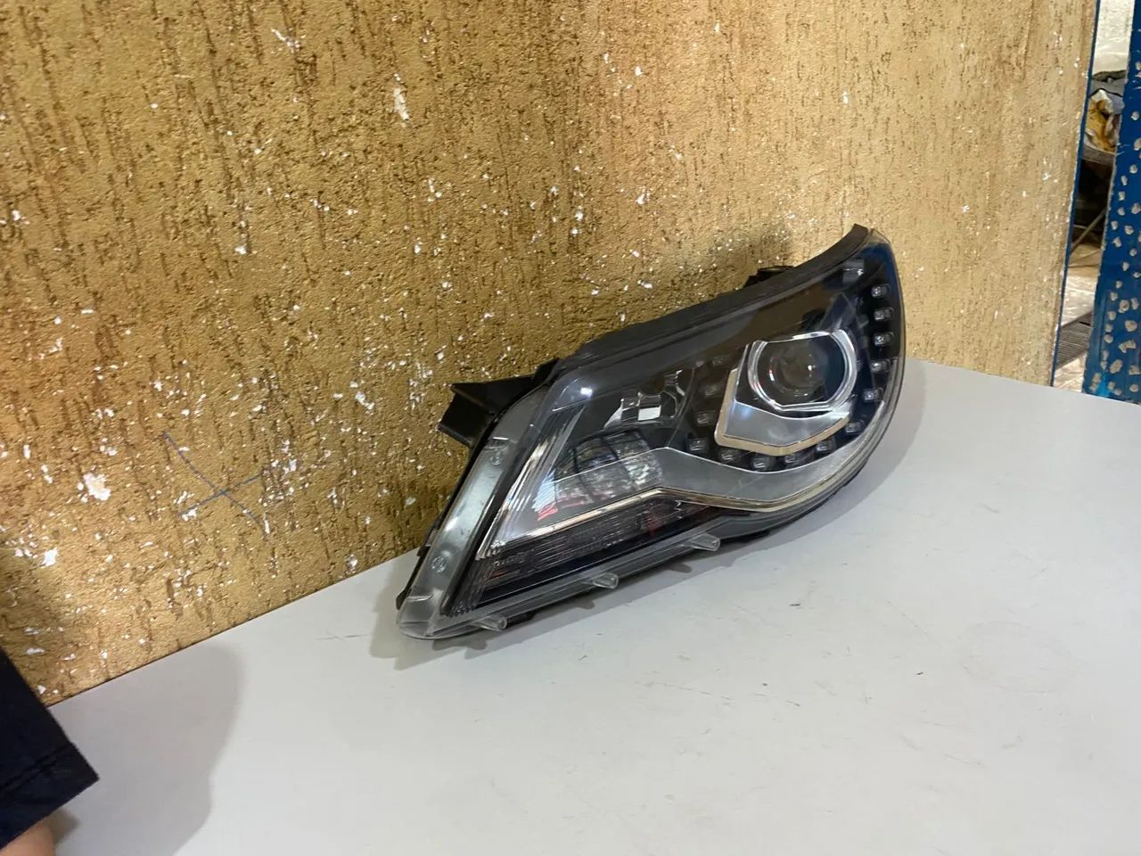 Farol esquerdo Tiguan Led 2009/2010/2011 - Foto 2