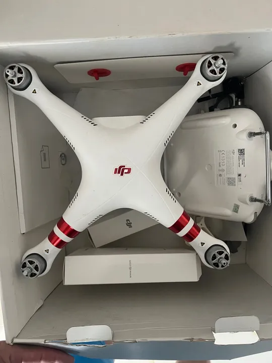 Vendo DJI PHANTOM 3 STANDARD .