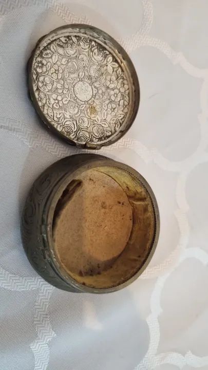 Vintage Jewelry Stand64606907856129124