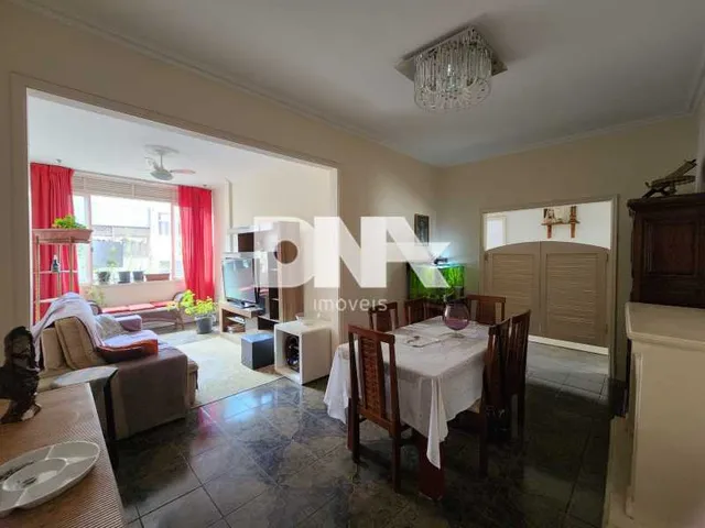 Apartamento - / Residencial / Copacabana