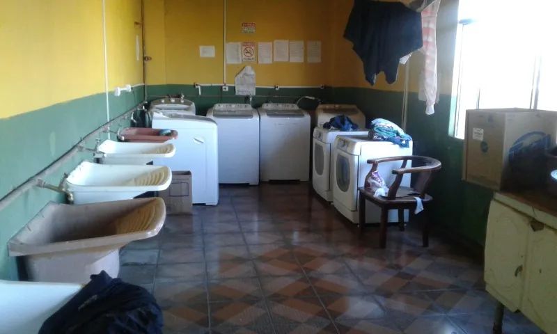 Aluga-se Kitinetes mobiliadas para solteiros em Foz do iguaçú,proximo do Paraguai. - Foto 5