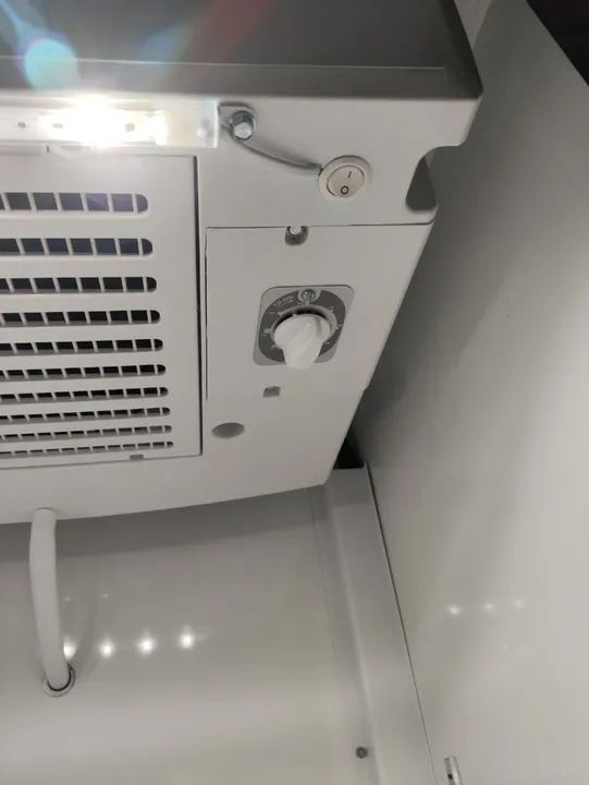 GELADEIRA EXPOSITORA DE BEBIDAS  SEMI NOVA - Foto 5