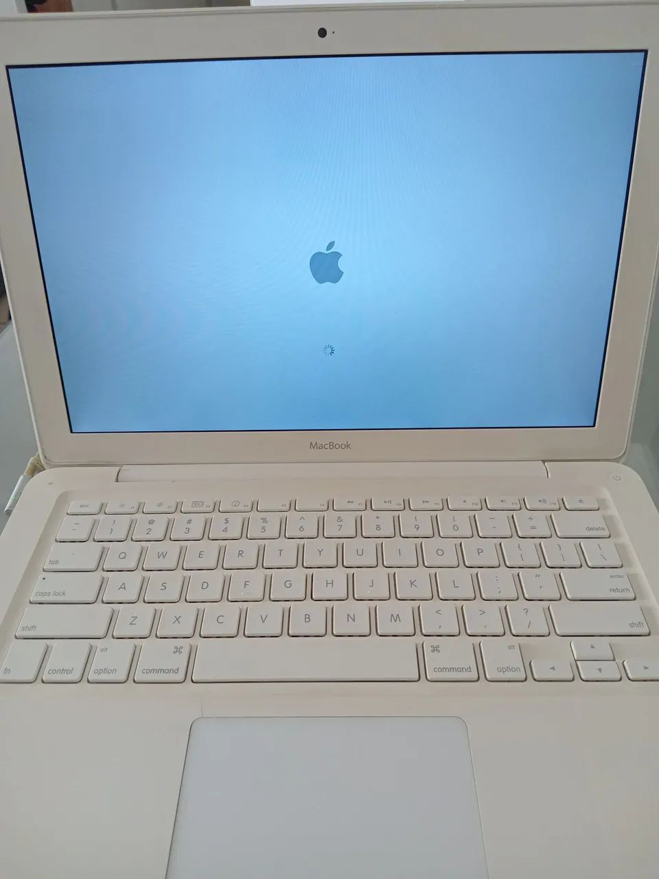 Macbook white64168561021057123