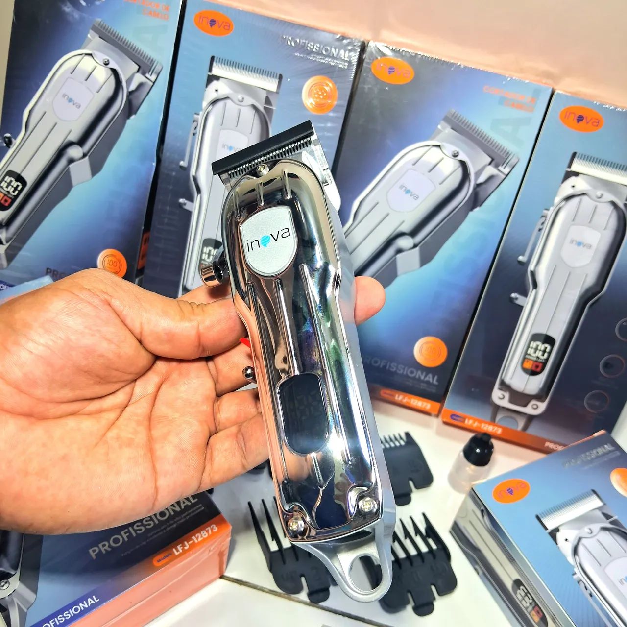 Máquina de Cortar Cabelo Profissional Inova - Foto 4