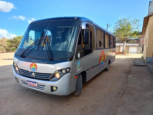 Micro ônibus Comil pia2008 - 2009 R$130.000 - Foto 2