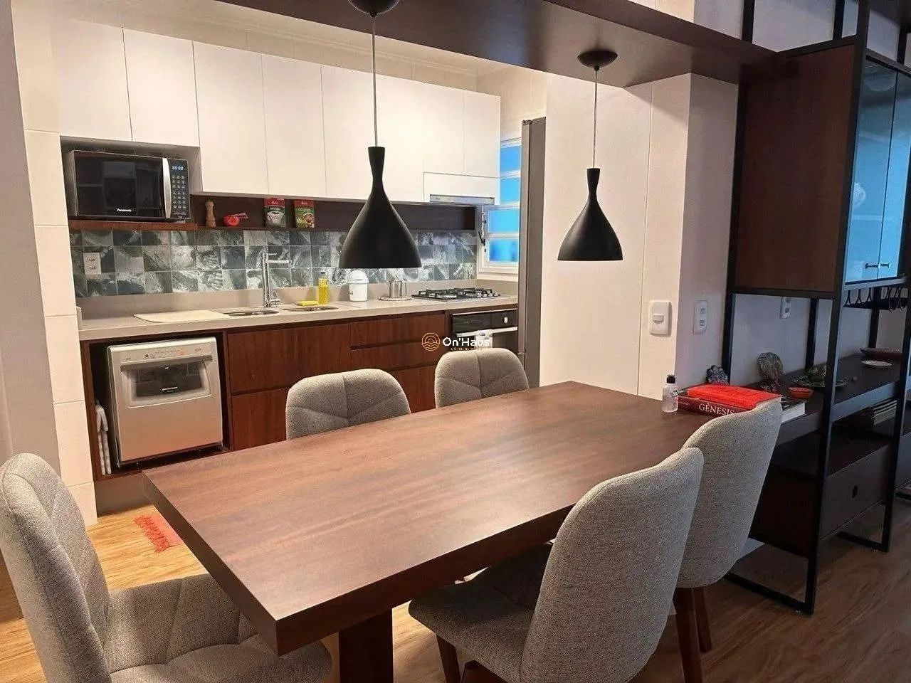 Apartamento à Venda 113m² R$ 1.500.000,00 - Lagoa da Conceição - Florianópolis SC.