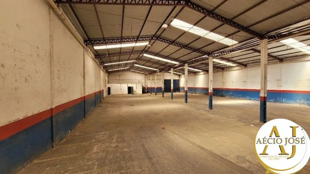 Galpão Comercial - 800m² para Locação na Av. Júlio Campos, Várzea Grande - MT