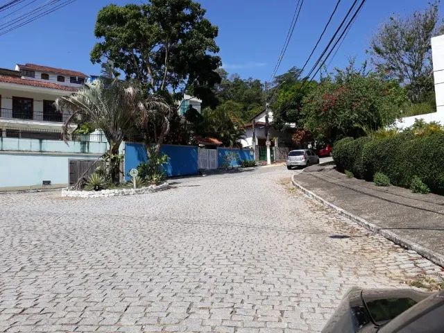 Vendo terreno em condomínio fechado, em Santa Bárbara, Niterói/RJ