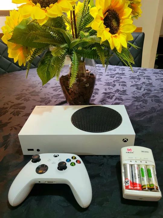 Xbox Series S com jogos