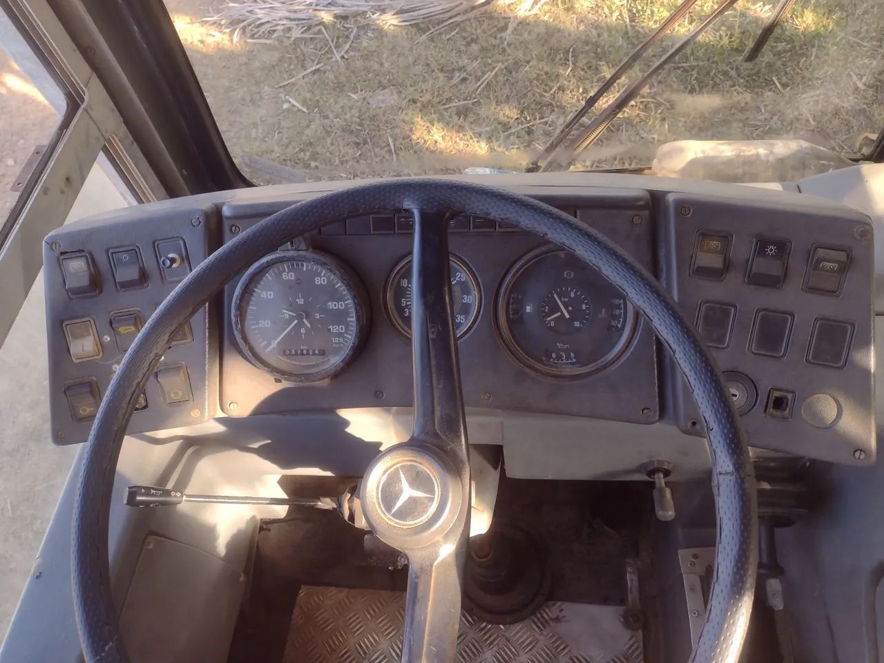 Caio vitória 1318 Mercedes  - Foto 6