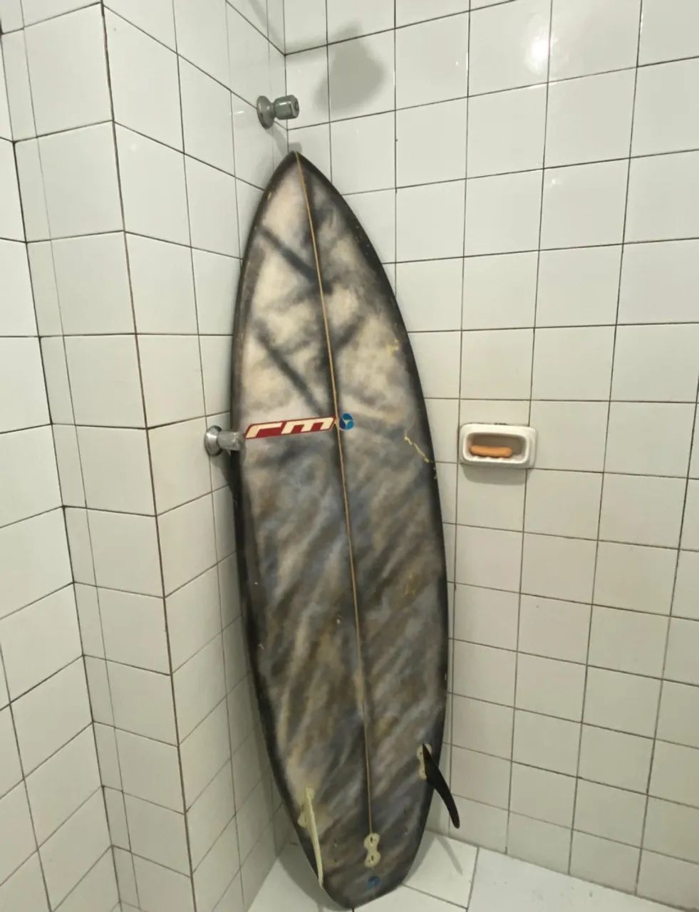 Prancha de Surf Usada - Foto 2
