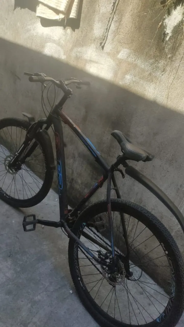 Bicicleta GT Aro 29