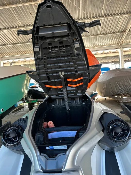 Jet ski GTX Limited 2024 - Foto 10