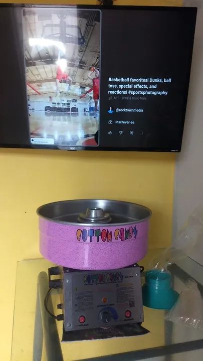 Máquina de Algodão Doce - Nova
