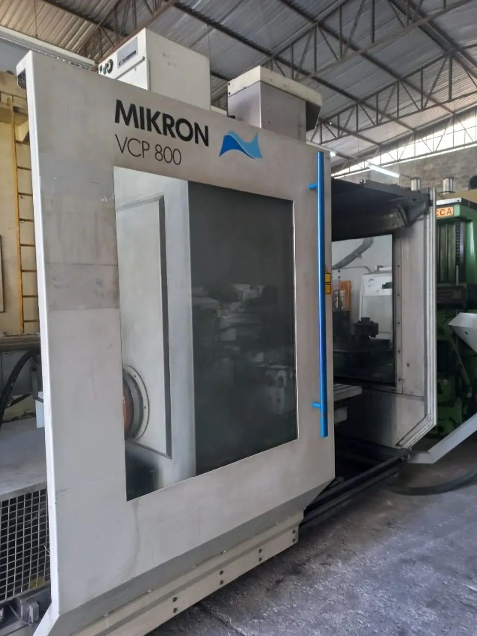 CENTRO DE USINAGEM MIKRON VCP800 ANO 2001 HEIDENHAIN - Foto 3