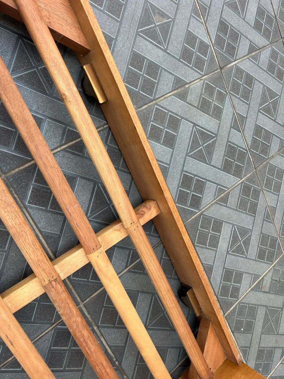 Cama auxiliar com rodízios - Foto 3