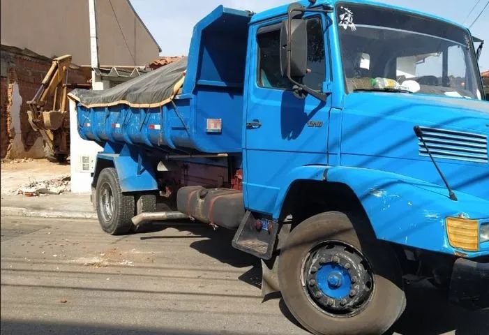 DEMOLIÇÃO DE CONSTRUÇÃO E TERRAPLANAGEM - Foto 4