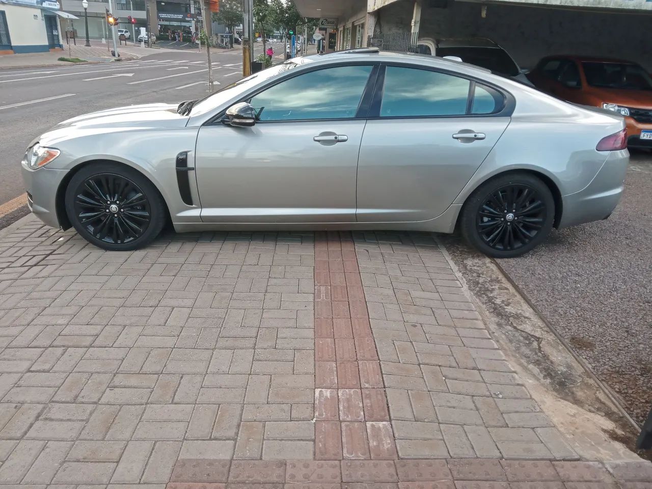 Jaguar XF V6 Luxury - Foto 5
