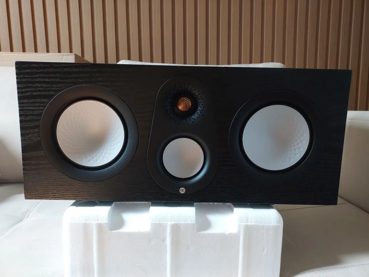 Caixa Acústica central Monitor Audio Silver C250 7g - Foto 2