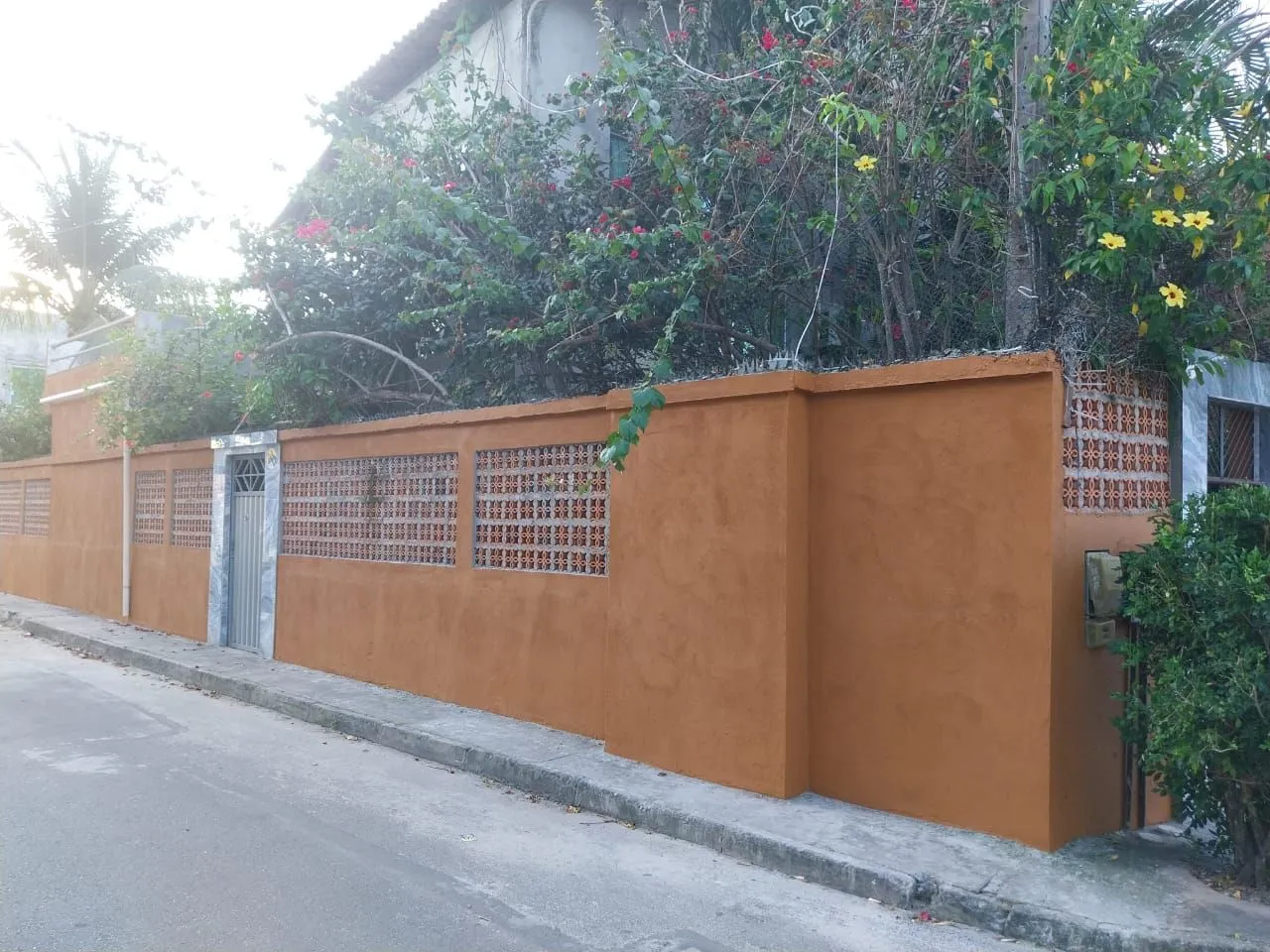 Dois quartos, sala e cozinha