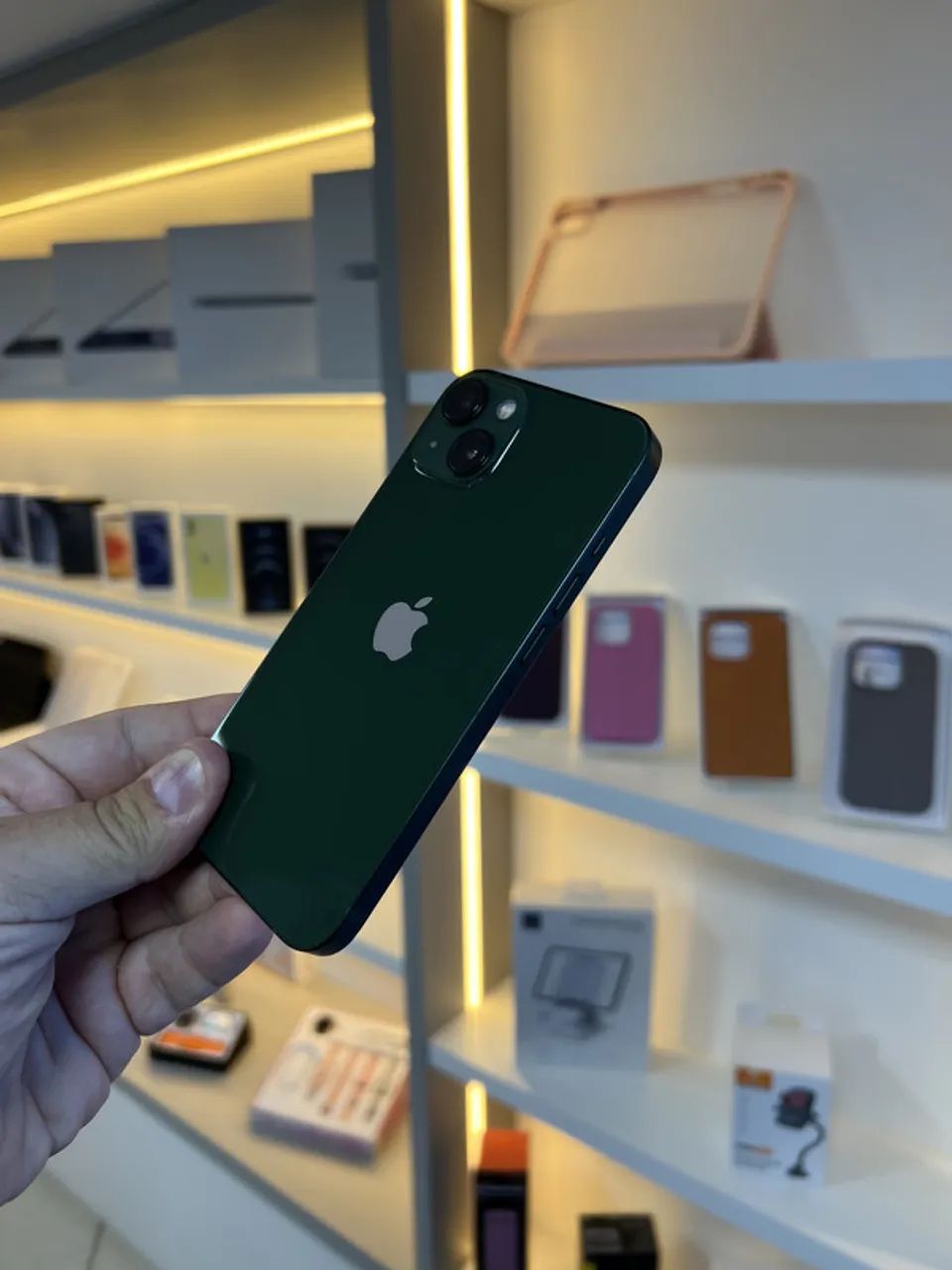 IPHONE 13 128GB PRETO SEMINOVO - Celulares e Smartphones - Setor