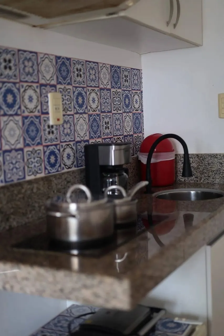 VENDO FLAT NA PONTA DA AREIA com 1 quarto