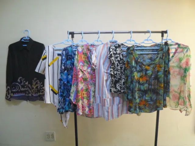 lote com 8 blusinhas femininas usadas