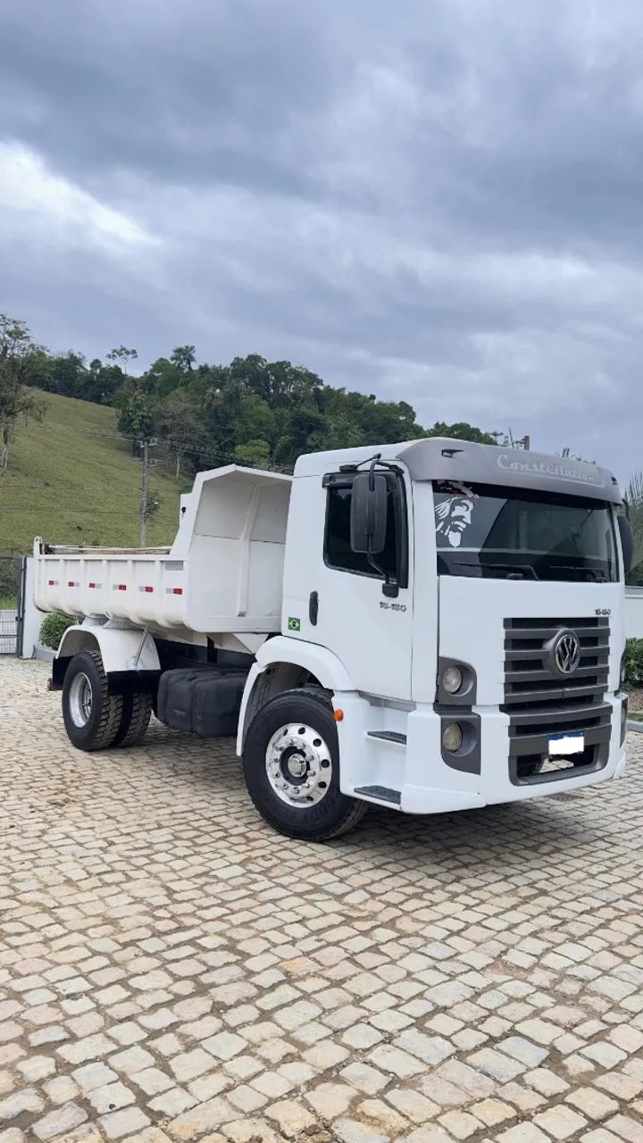 Caminhão Costellation 15180