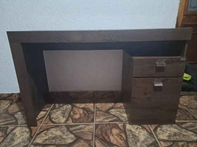 Computer desk64529515907587120