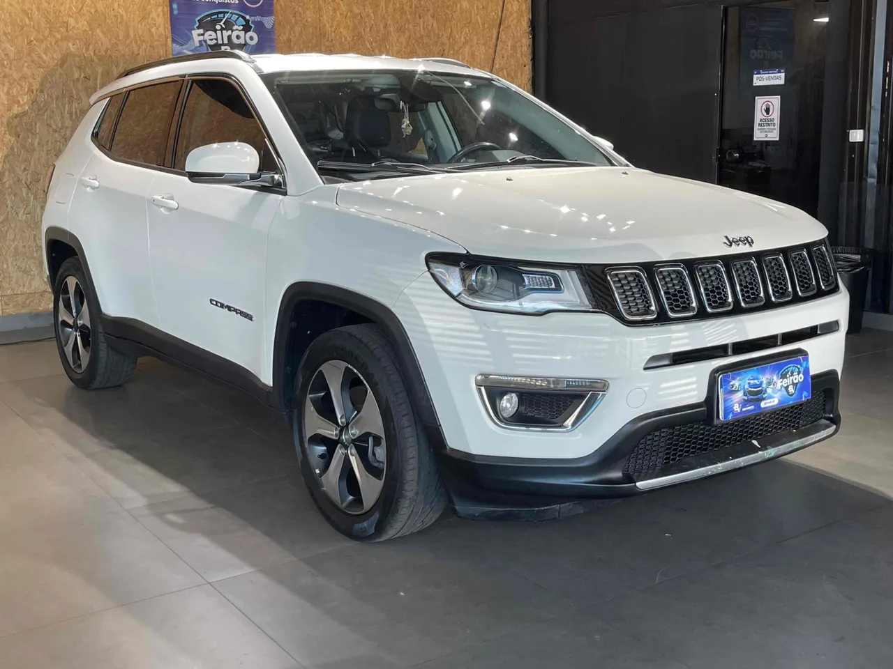 Jeep Compass 2018 2.0 16v flex longitude automático