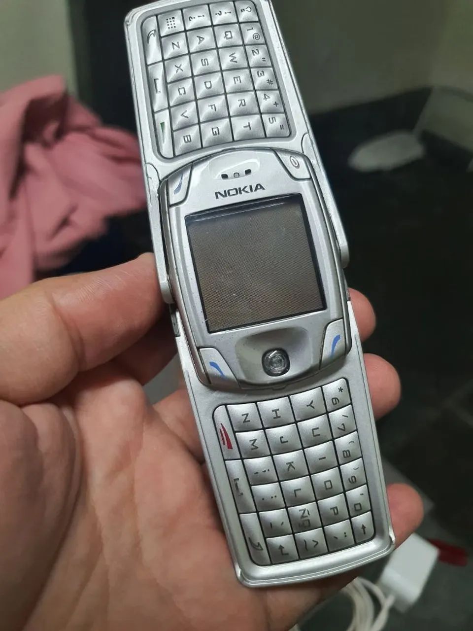 Nokia 6822 (Teclado Expansível.)