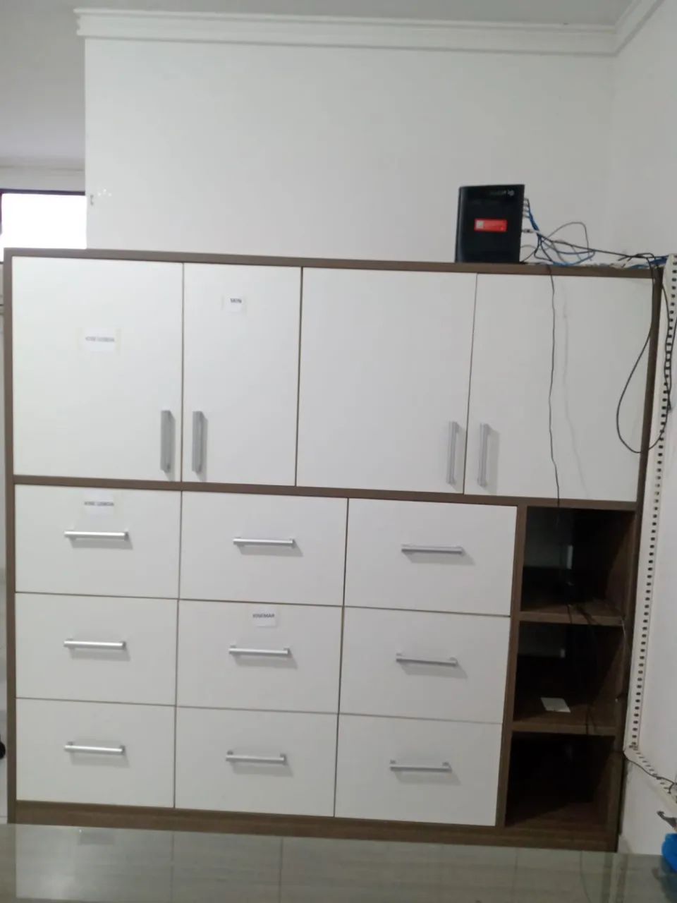 Armários 64842057731458120