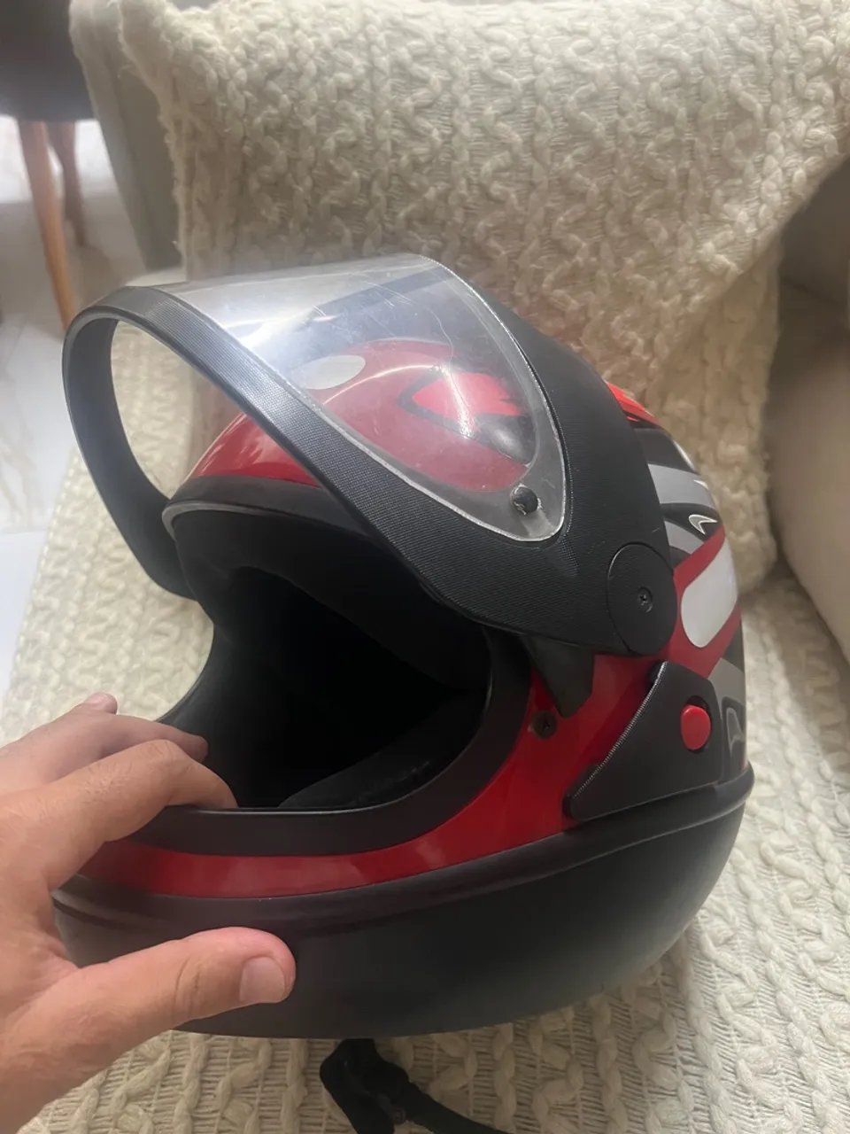 CAPACETE SAN MARINO 60