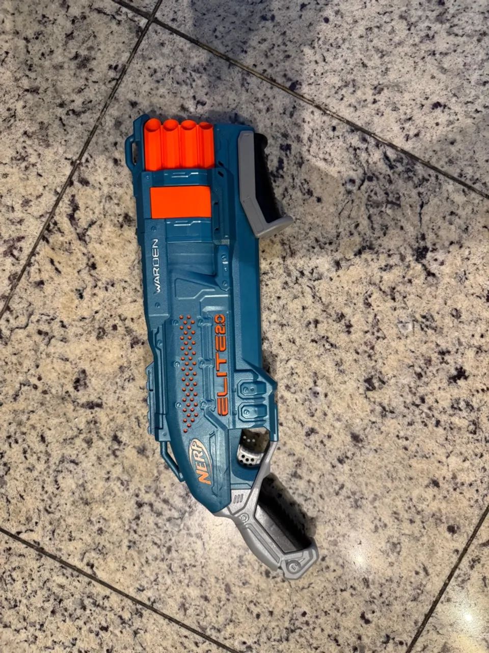 Nerf Elite 2.0 Warden  - Foto 4