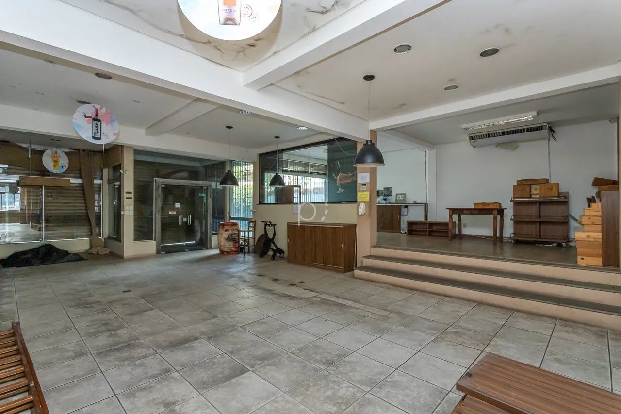 Venda de Loja em Porto Alegre-RS, bairro Tristeza com 461m² Área Const. - Foto 4