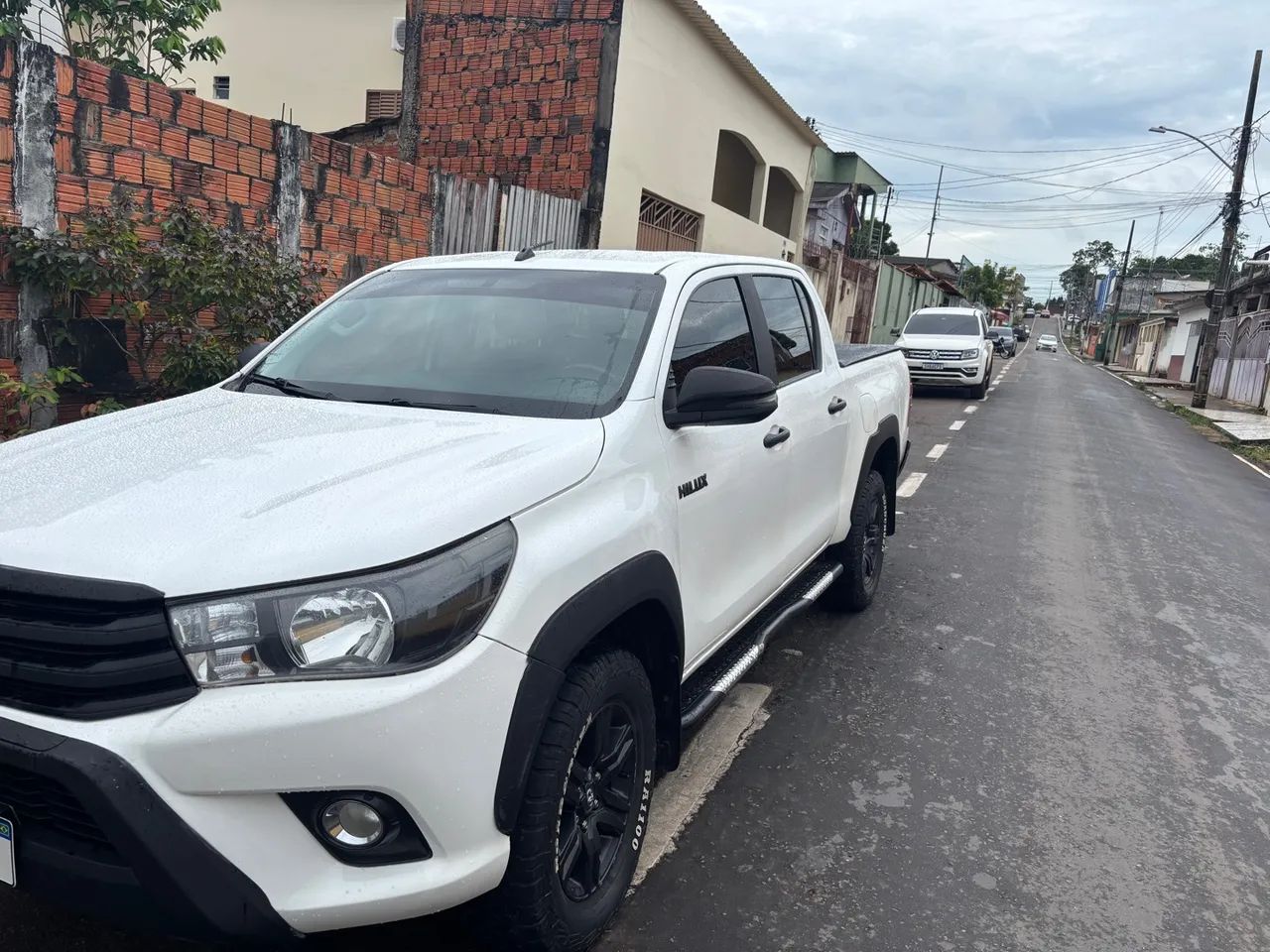 Vendo Hilux automática  - Foto 2