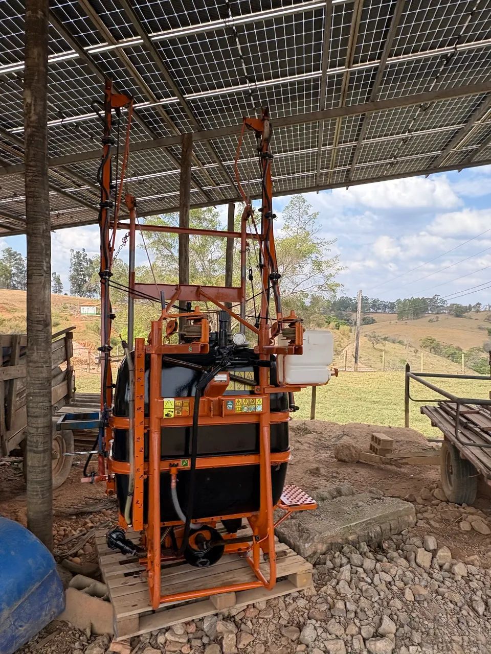 Pulverizador Jacto 600 litros  - Foto 3