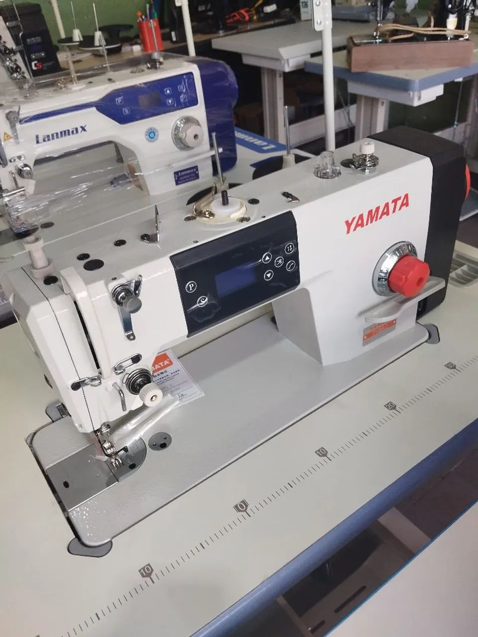 Máquina industrial reta Direct drive nova Yamata com corte de linha  - Foto 2