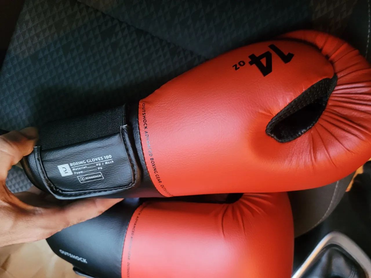 Luvas de boxe407686970952929280