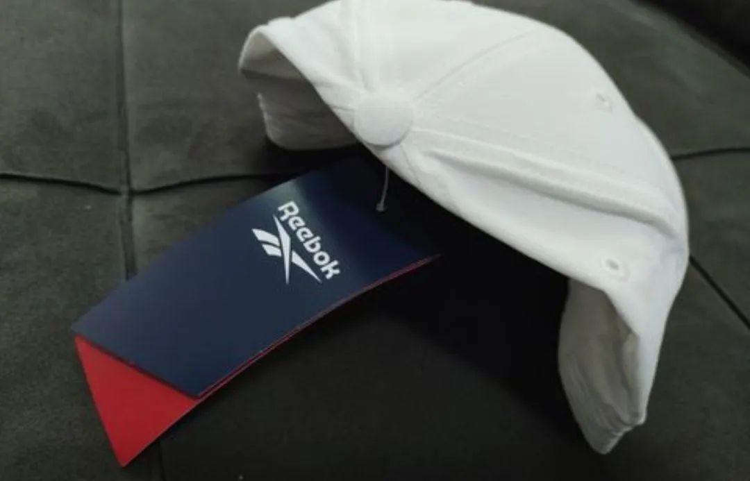 Boné Reebok Branco - Novo e Original - Foto 5
