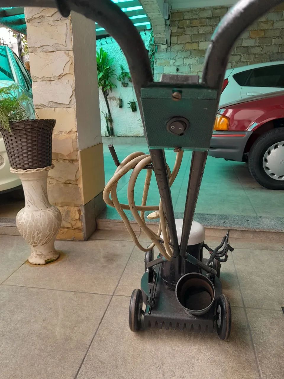 Cortador de grama com carrinho  - Foto 4