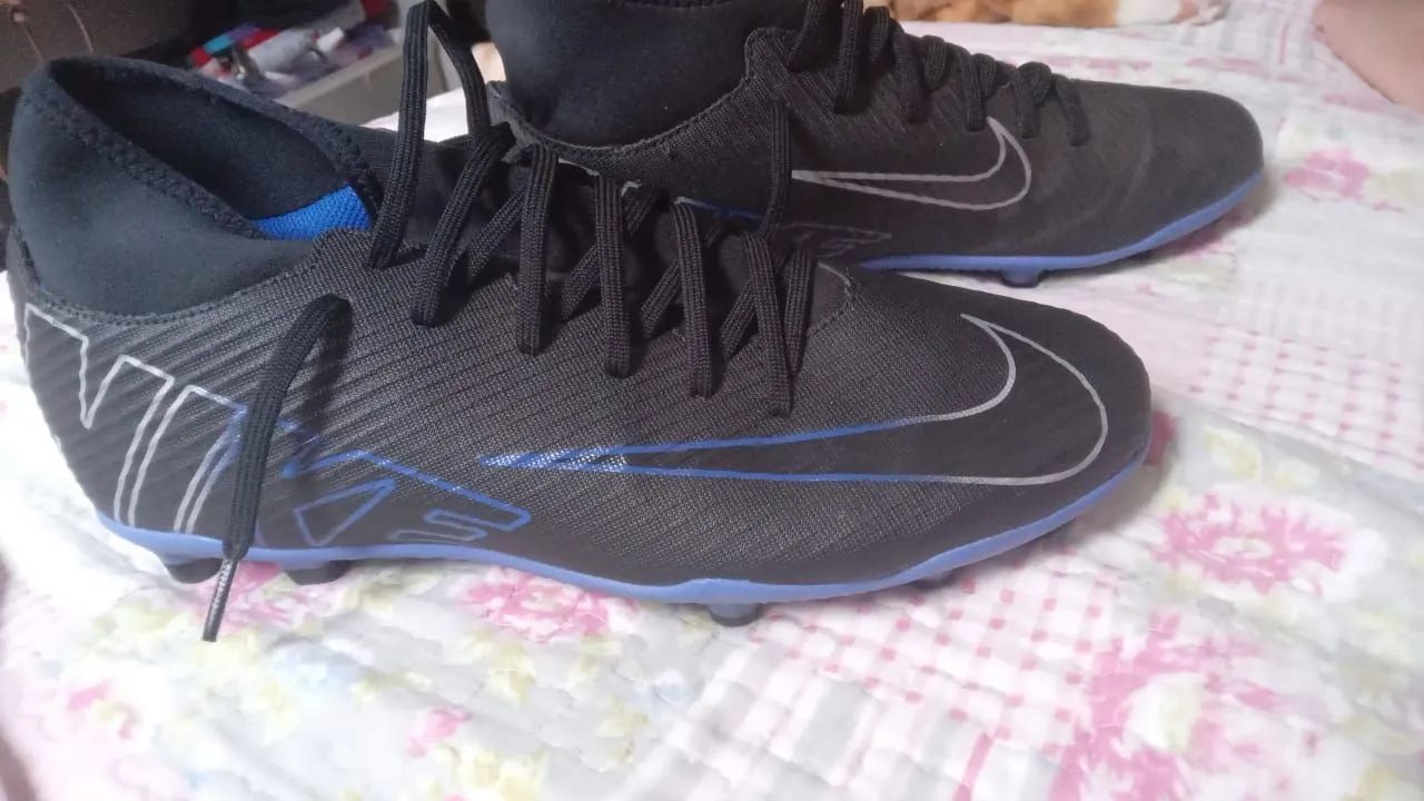 Chuteiras Nike campo - Tamanho 41 - Usada 1 vez - Foto 2