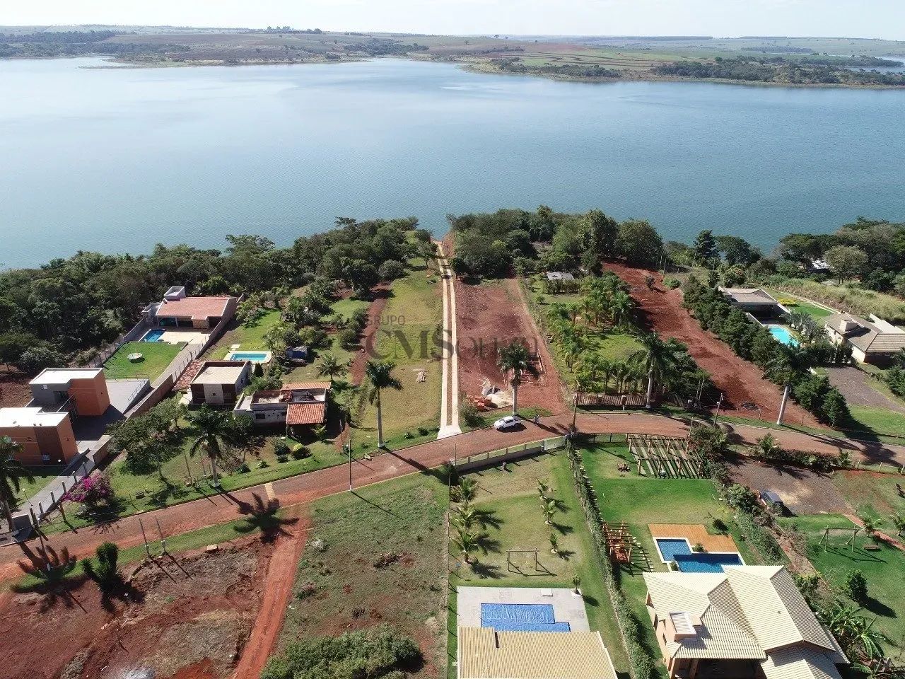 Terreno em Condomínio com 3841m² à Venda - Foto 4