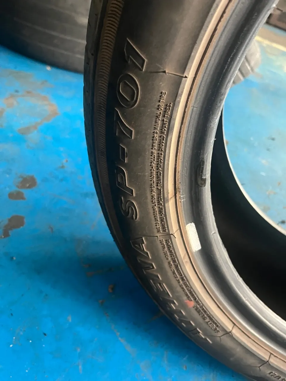 2 Pneus Austone 205/55 R17
