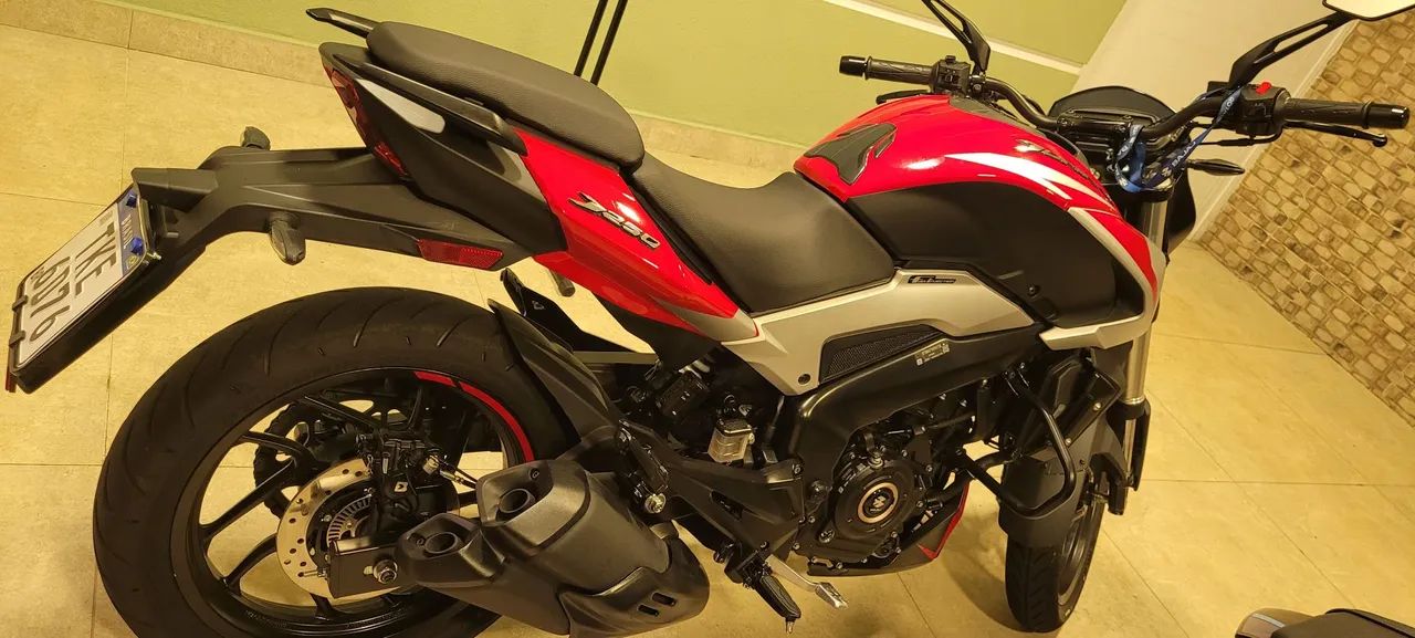 Dominar 250 ABS  